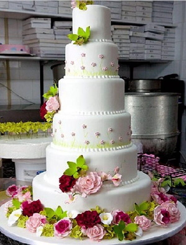 cake nziza for weddind rwanda kigali